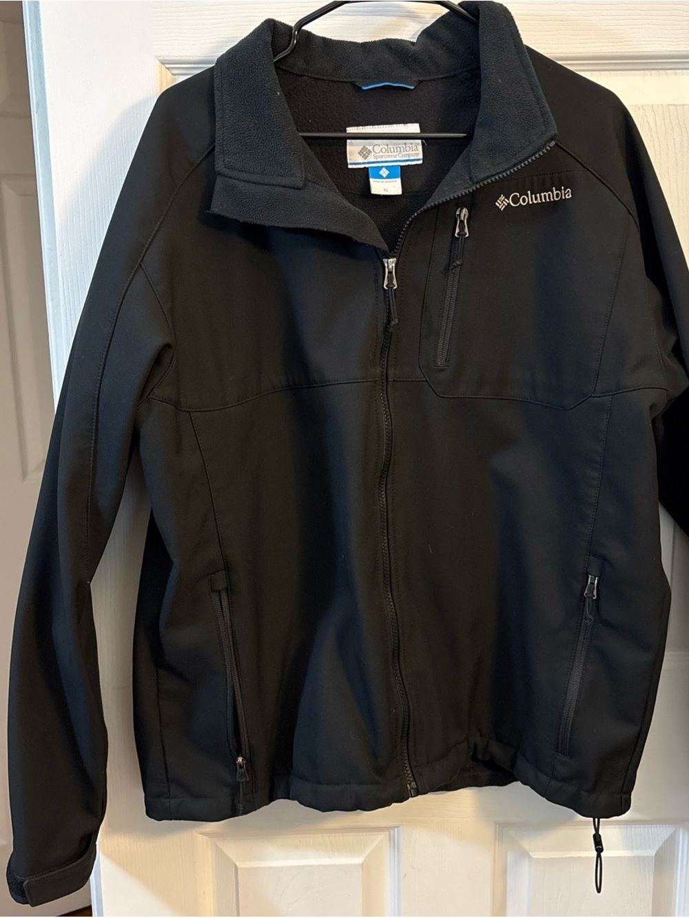 Columbia Black Men's Ascender Softshell Jacket